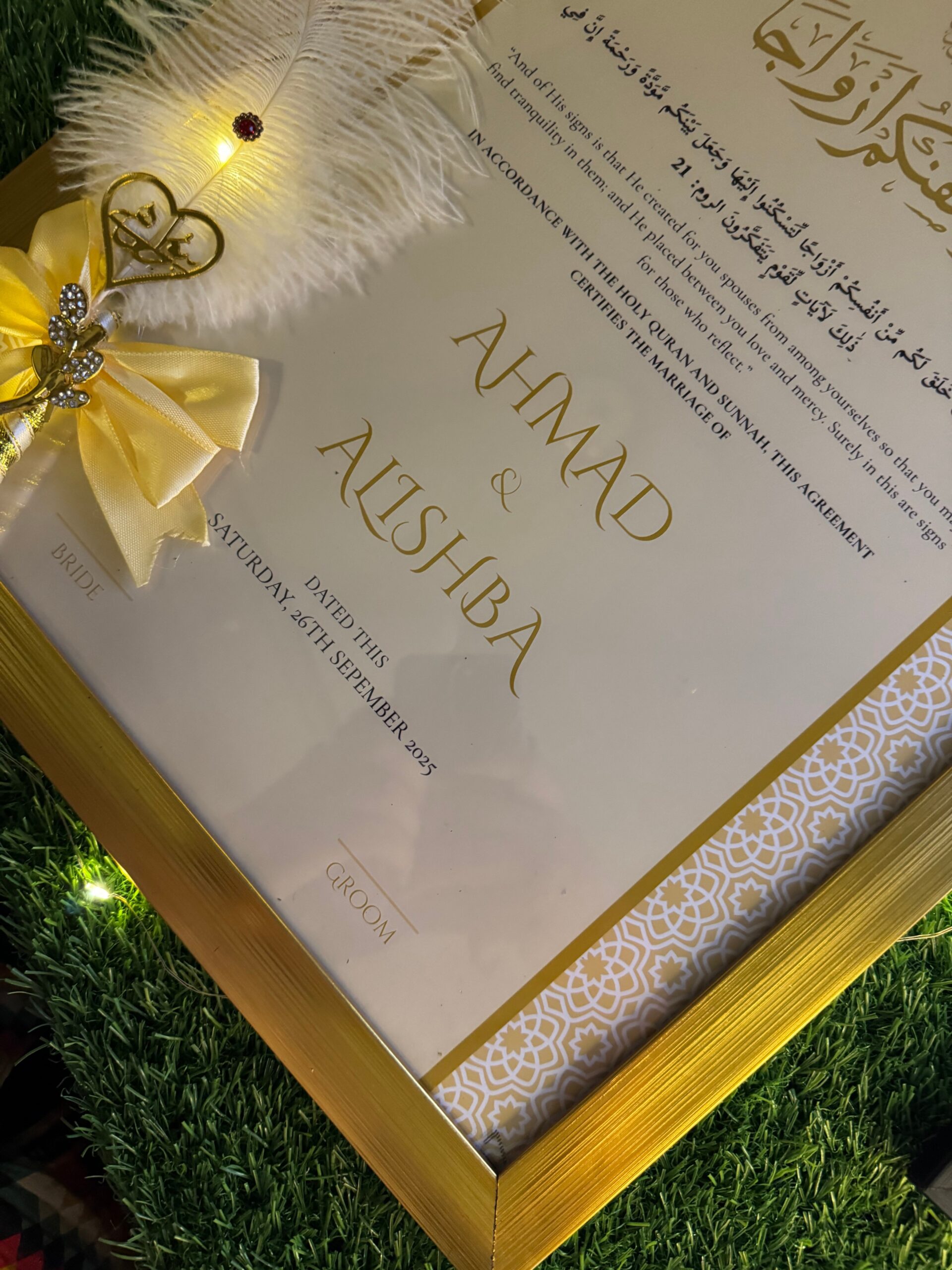 Nikkah Gold Signature Frame - Image 5