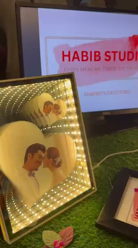 Heart Infinity Mirror 3D Frame - Image 2